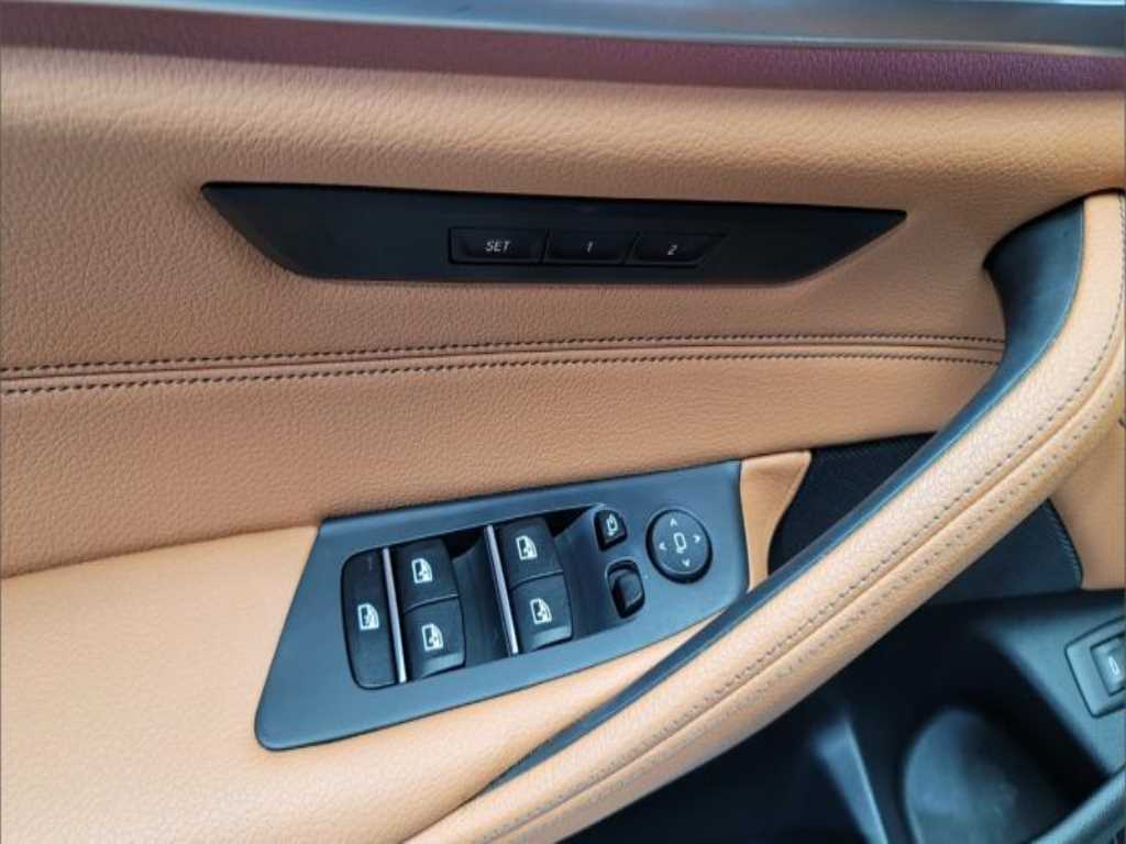 BMW 5 Series - Vista 9