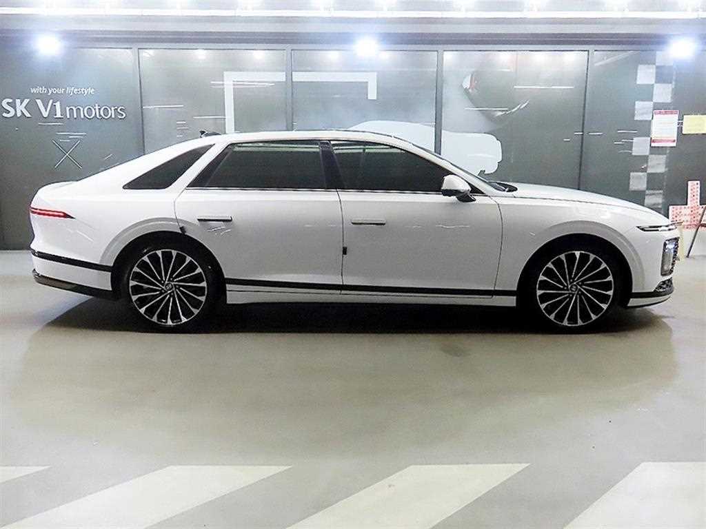 HYUNDAI Grandeur - Vista 3