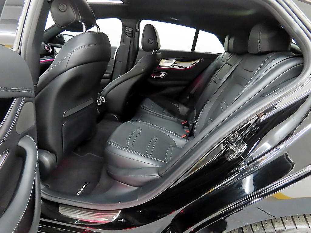 Mercedes Benz AMG GT - Vista 6