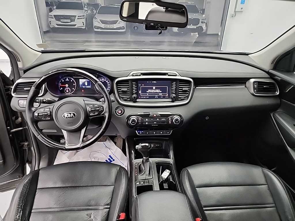 KIA Sorento - Vista 7