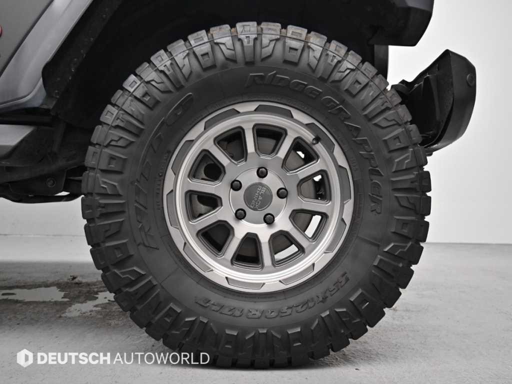 Jeep Wrangler - Vista 5