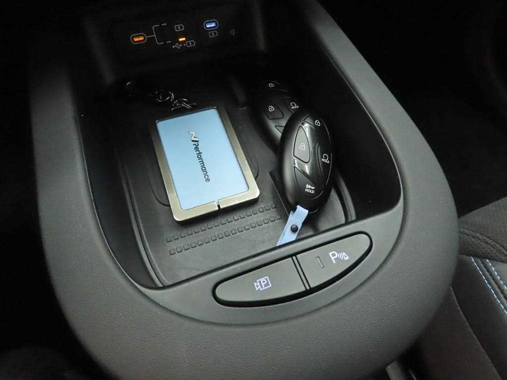 HYUNDAI Ioniq 5 - Vista 12