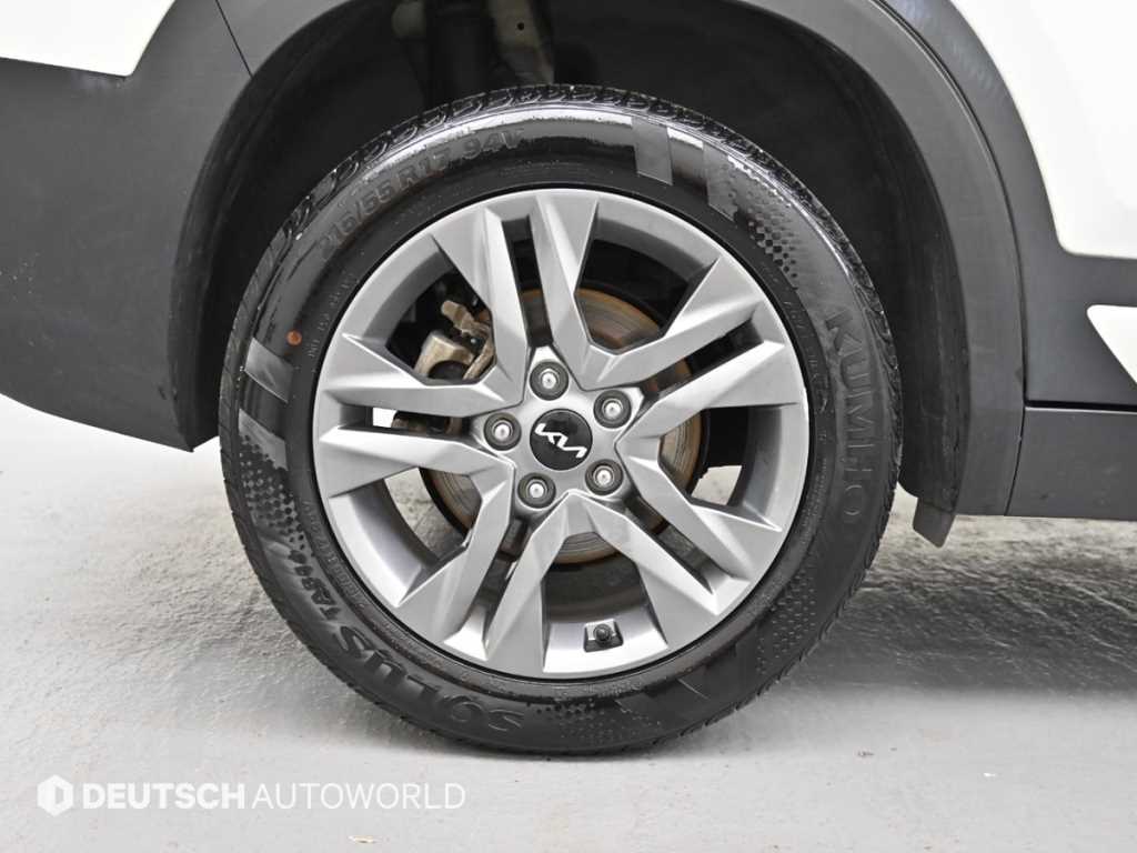 KIA Seltos - Vista 5