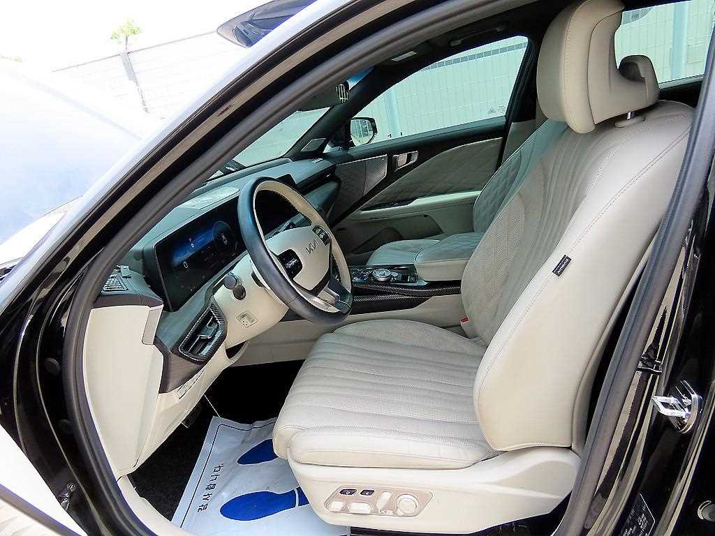 KIA K8 - Vista 5