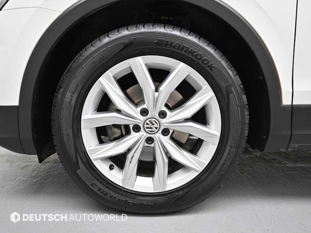 Volkswagen Tiguan - Vista 5