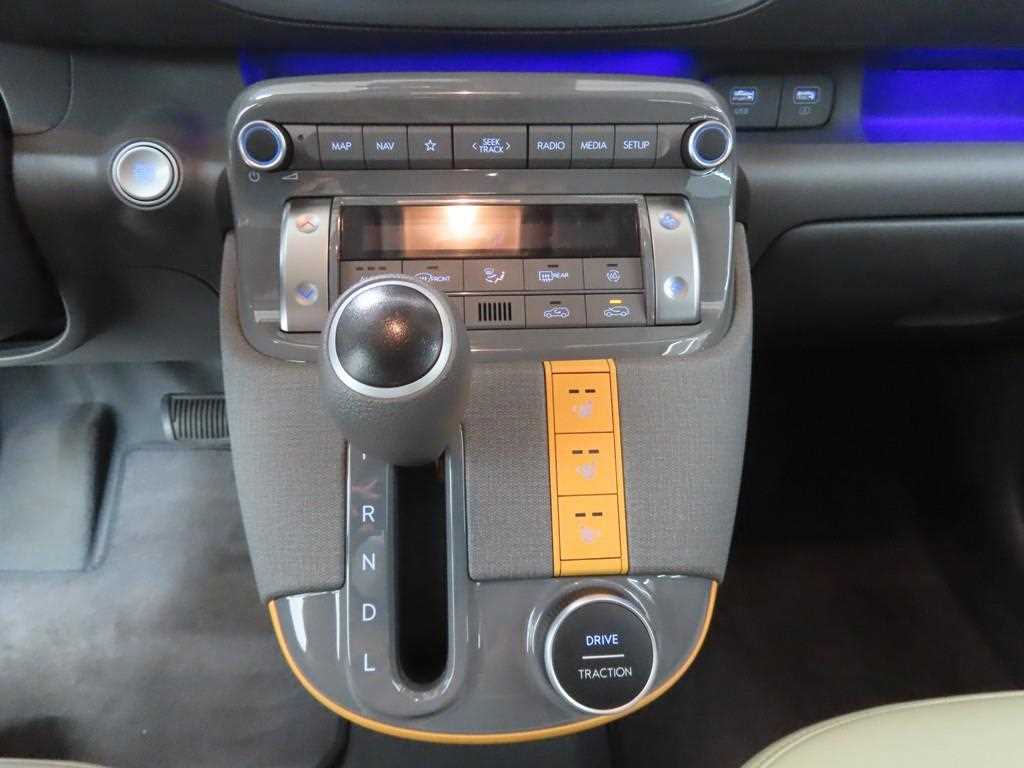 HYUNDAI Casper - Vista 12
