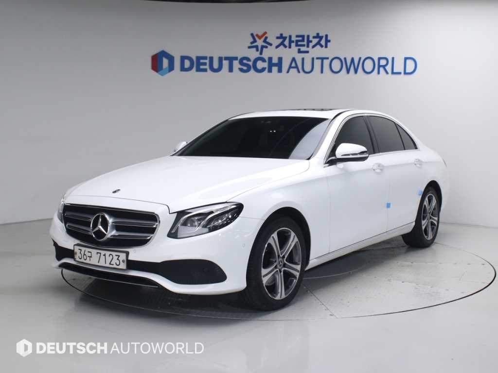 Mercedes Benz E class 2019 Blanco - Importación desde Corea - HF Imports Iquique - Foto 1