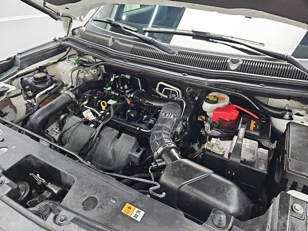 Ford Explorer - Vista 5