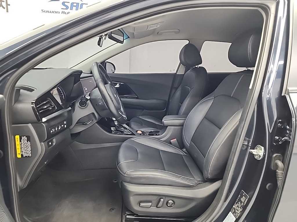 KIA Niro - Vista 11