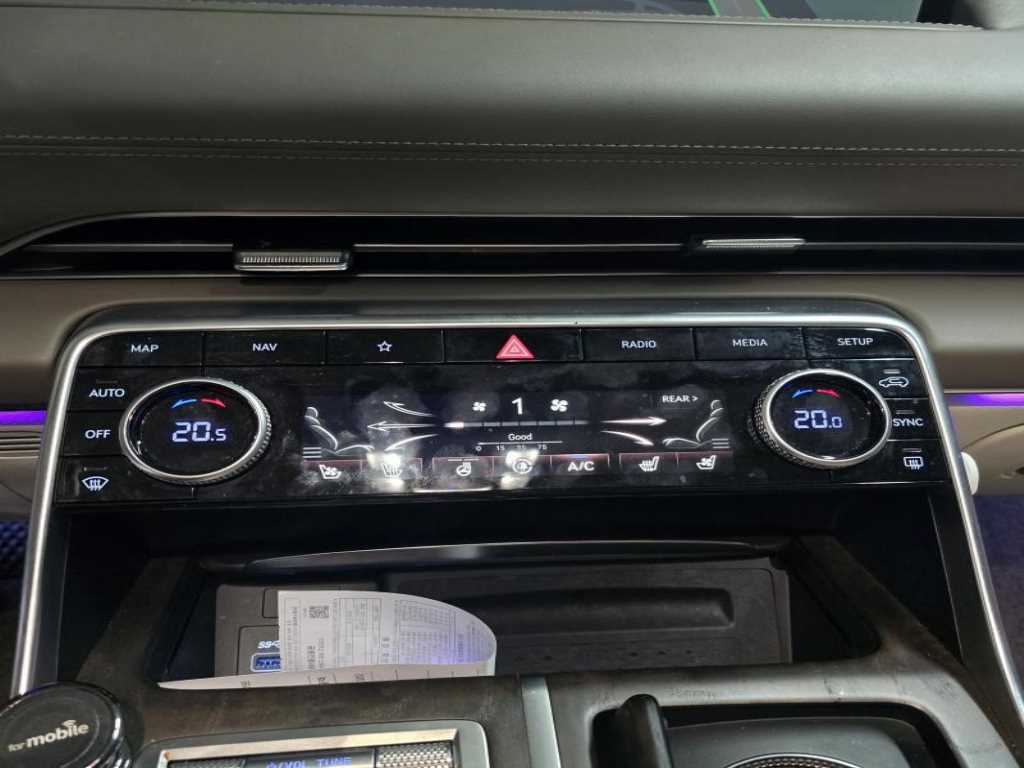 Genesis GV80 - Vista 9