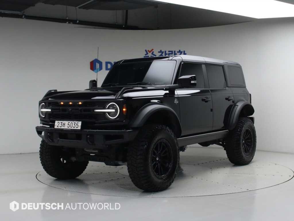 Ford Bronco 2023 Negro - Importación desde Corea - HF Imports Iquique - Foto 1