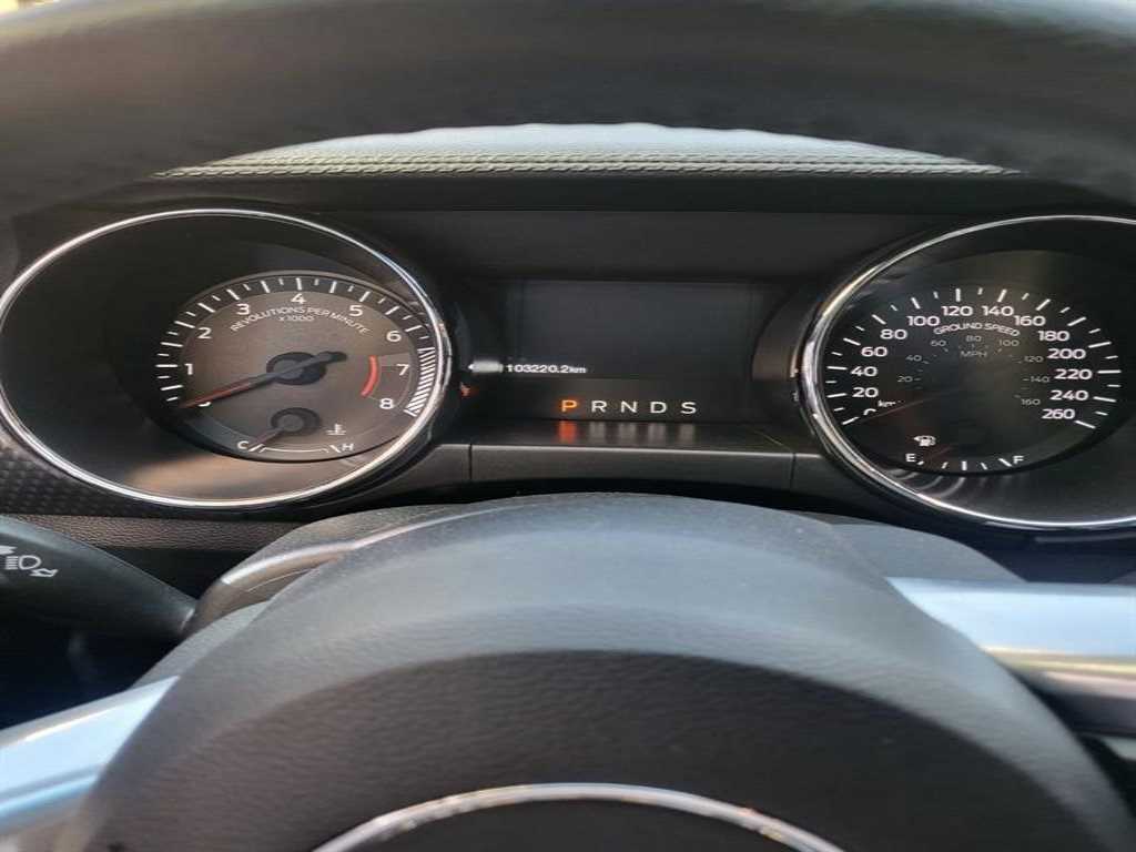 Ford Mustang - Vista 5