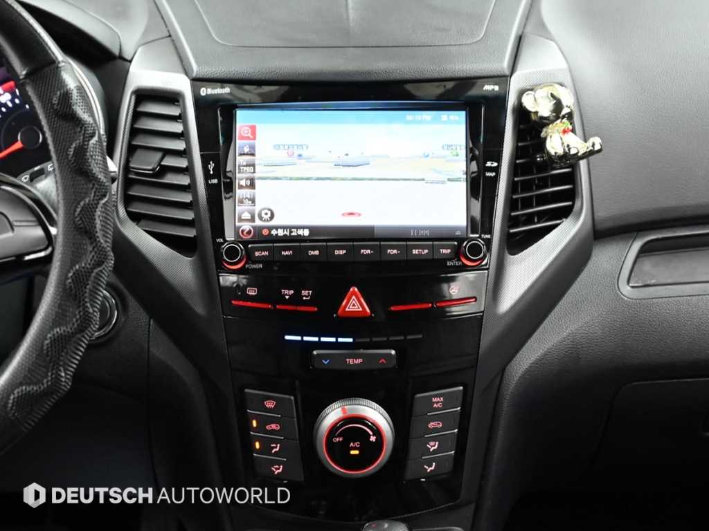 Ssangyong Tivoli 2017 Blanco - Importación desde Corea - HF Imports Iquique - Foto 14