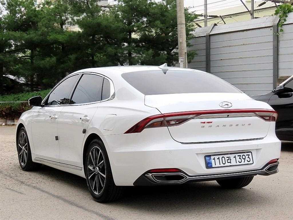 HYUNDAI Grandeur - Vista 3