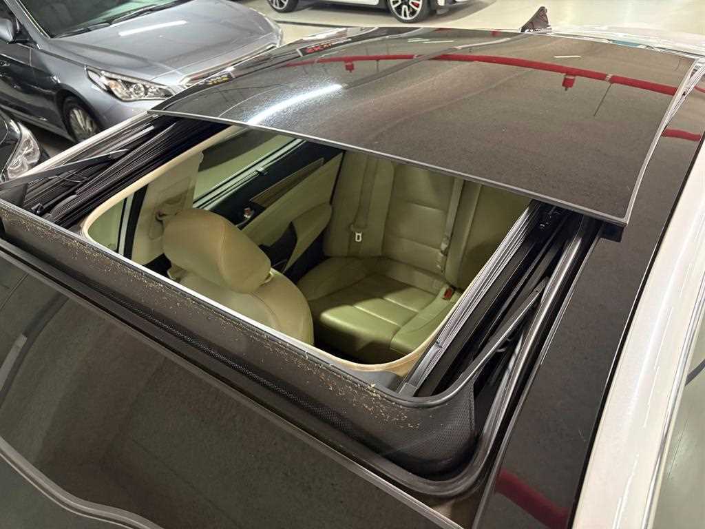 KIA K7 - Vista 5