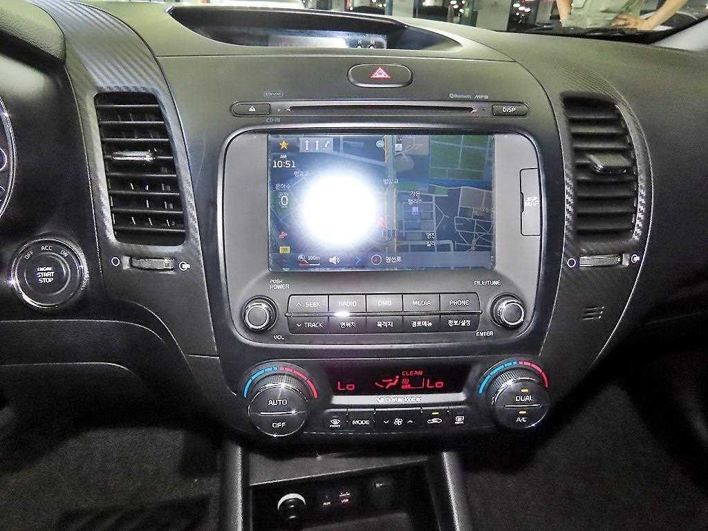 KIA K3 - Vista 11