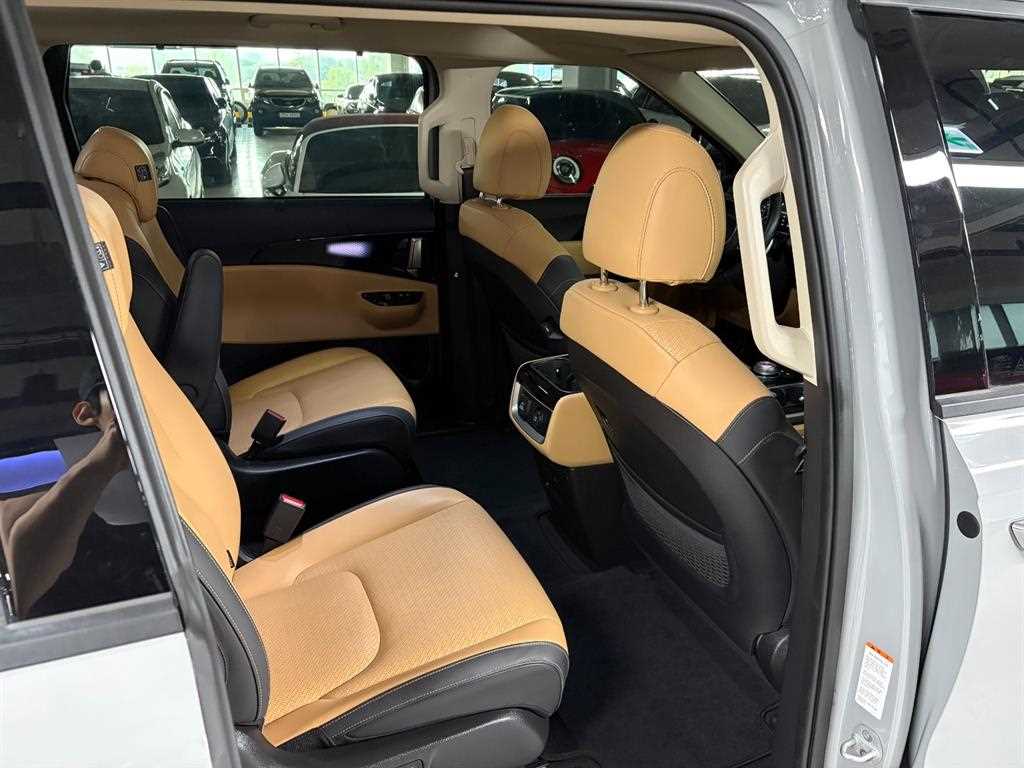 KIA Carnival 2023 Gris - Importación desde Corea - HF Imports Iquique - Foto 15