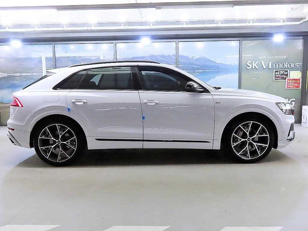 Audi Q8 - Vista 3