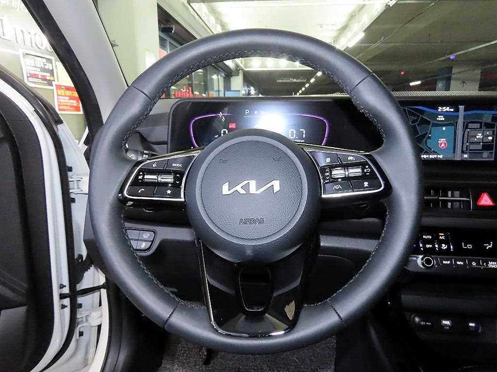 KIA Seltos - Vista 8