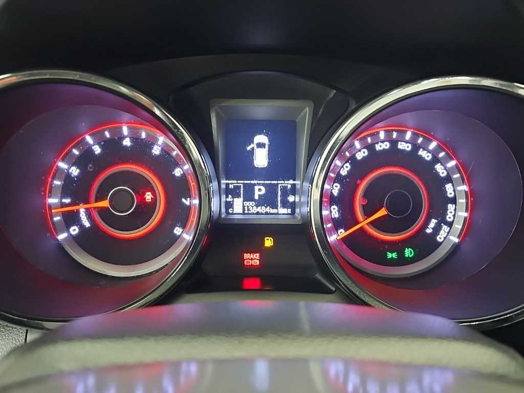 Ssangyong Tivoli - Vista 6