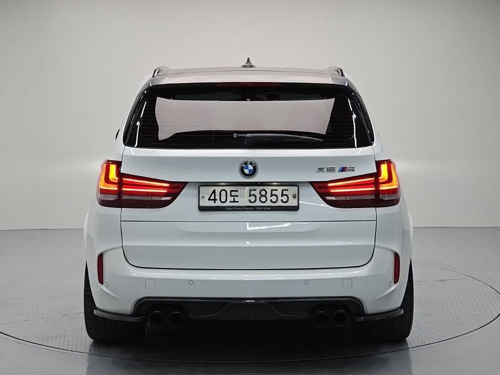 BMW X5M - Vista 3