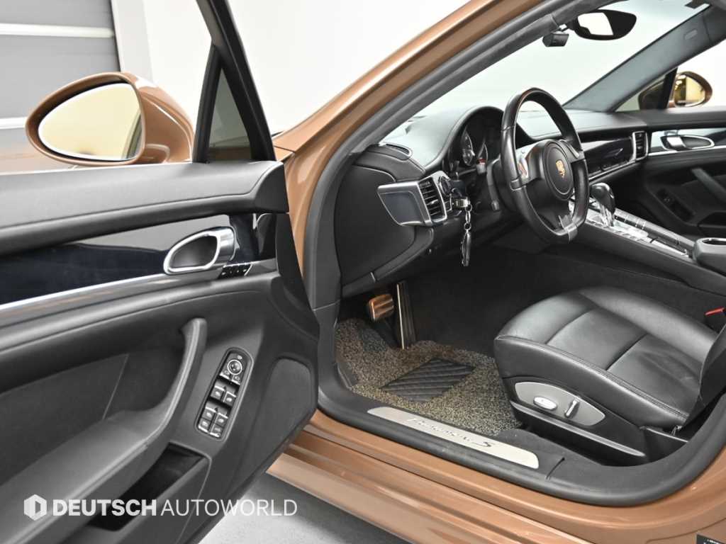 Porsche Panamera - Vista 11