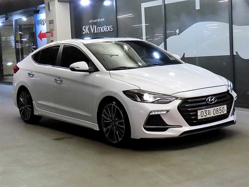 HYUNDAI Avante 2017 Blanco - Importación desde Corea - HF Imports Iquique - Foto 1