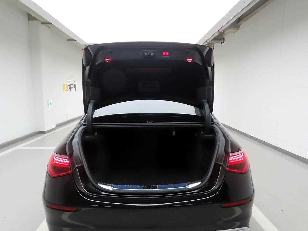 Mercedes Benz S Class - Vista 5