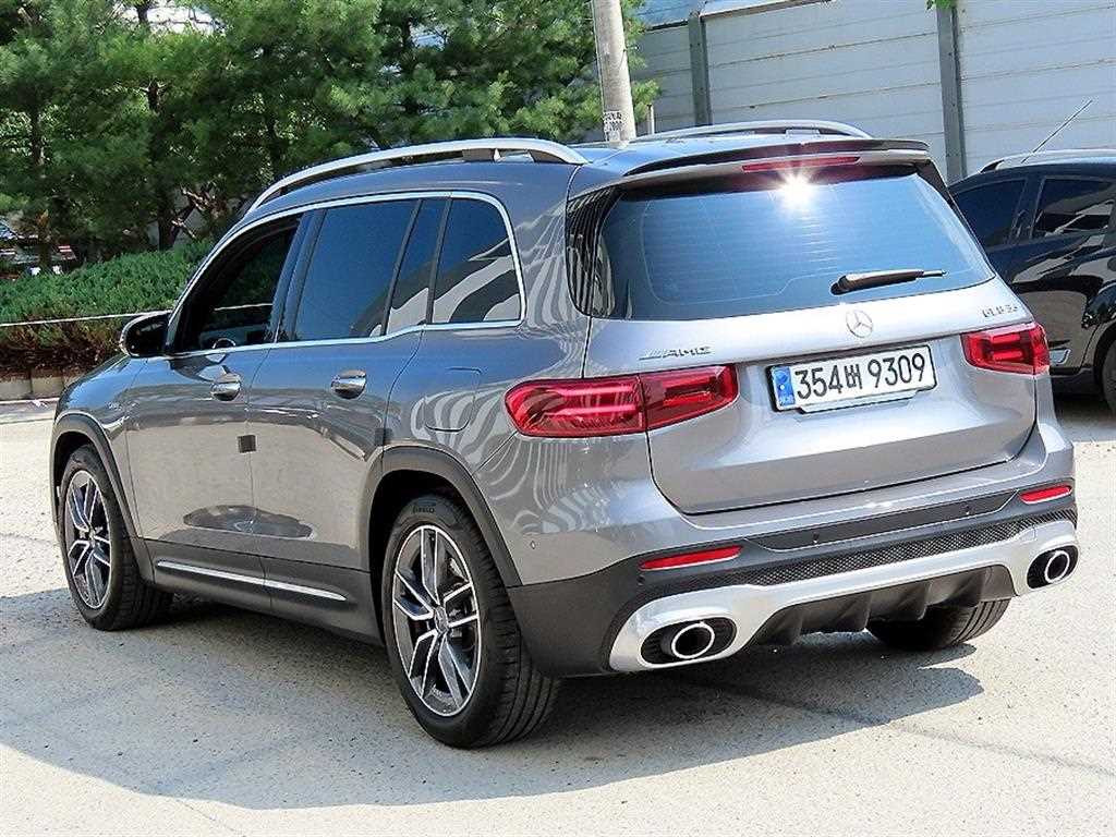 Mercedes Benz GLB Class - Vista 3