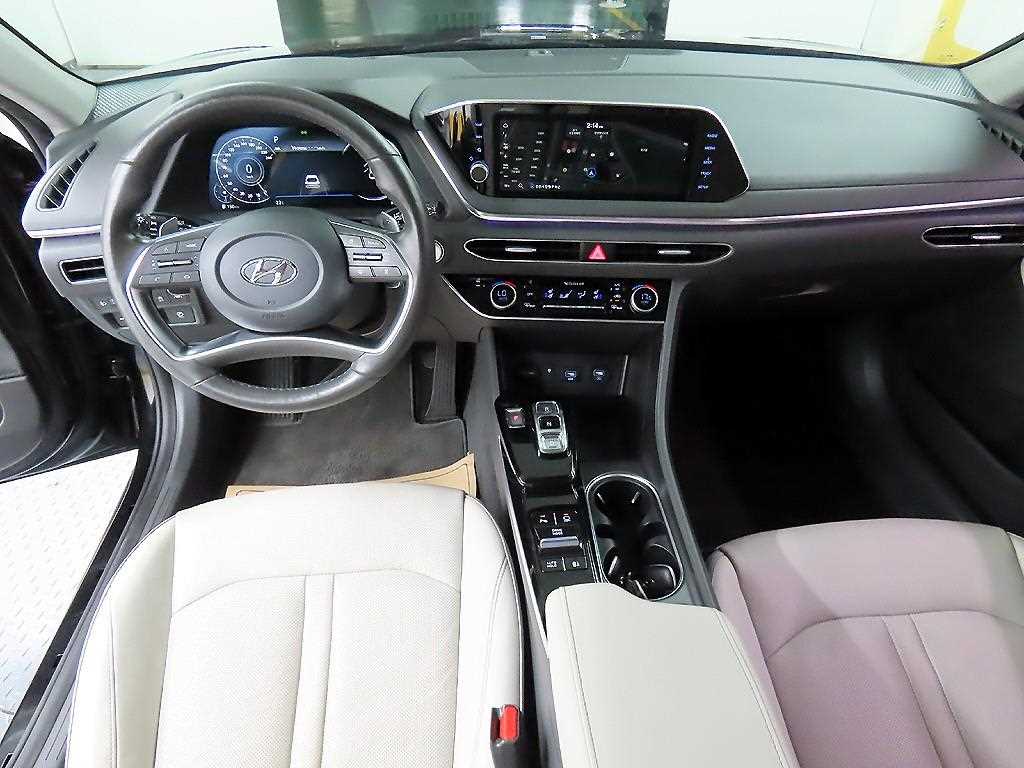 HYUNDAI Sonata - Vista 7