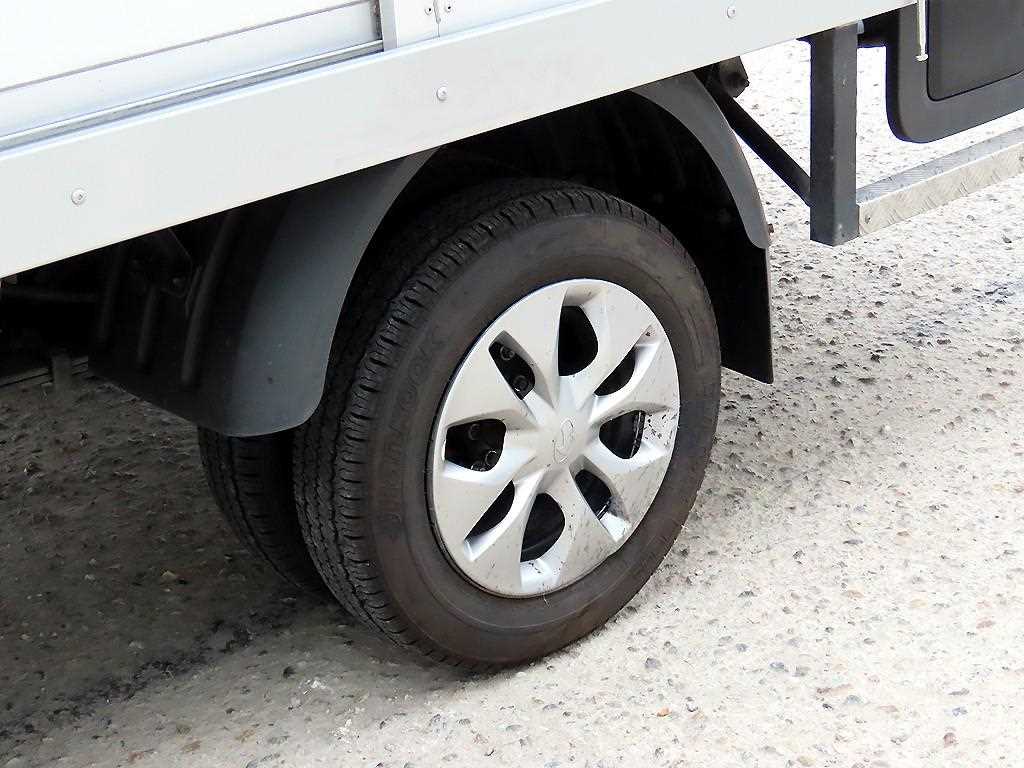 Small Truck Normal Box(Low Deck) 2025 Blanco - Importación desde Corea - HF Imports Iquique - Foto 19