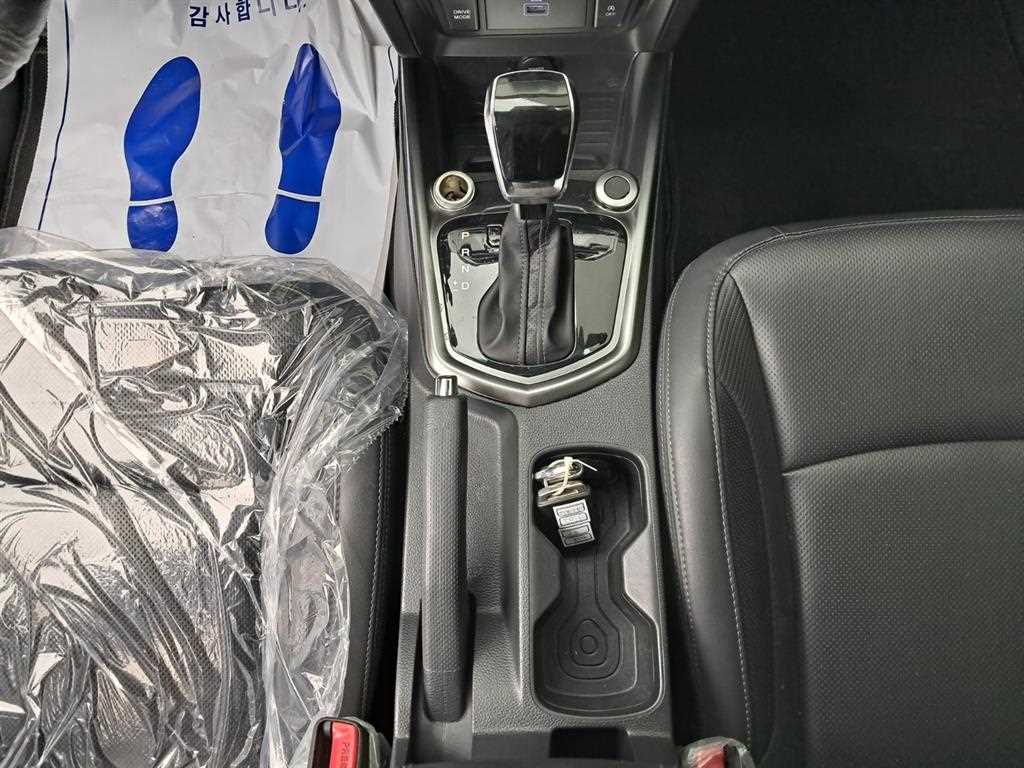 Ssangyong Tivoli 2022 Gris - Importación desde Corea - HF Imports Iquique - Foto 14