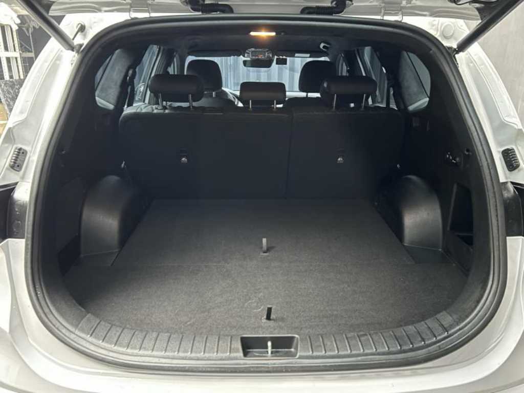 HYUNDAI Santa Fe - Vista 5