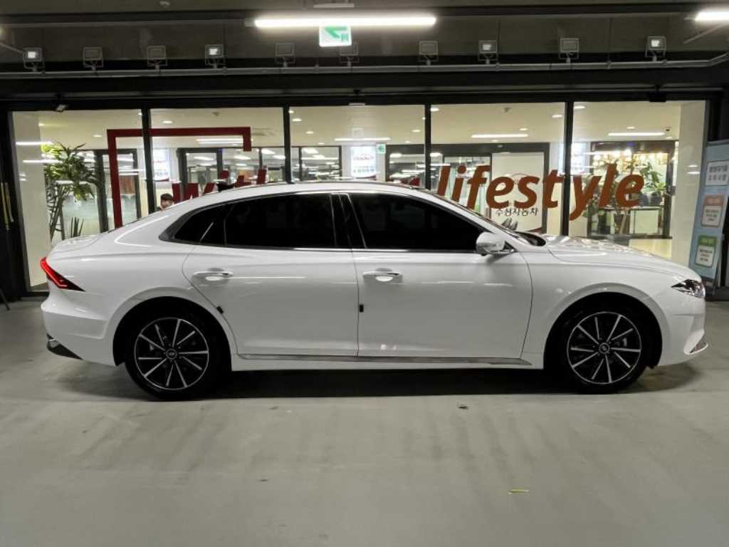 HYUNDAI Grandeur - Vista 5