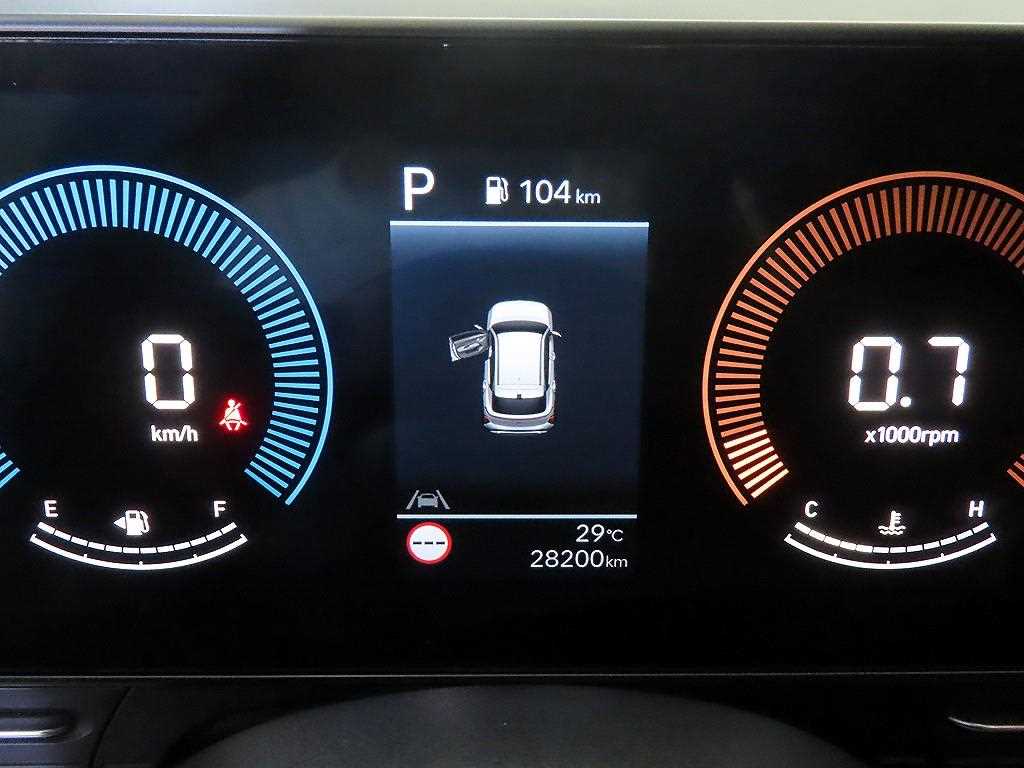 HYUNDAI Kona - Vista 9