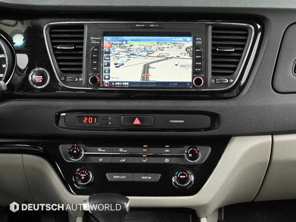 KIA Carnival 2019 Gris - Importación desde Corea - HF Imports Iquique - Foto 13