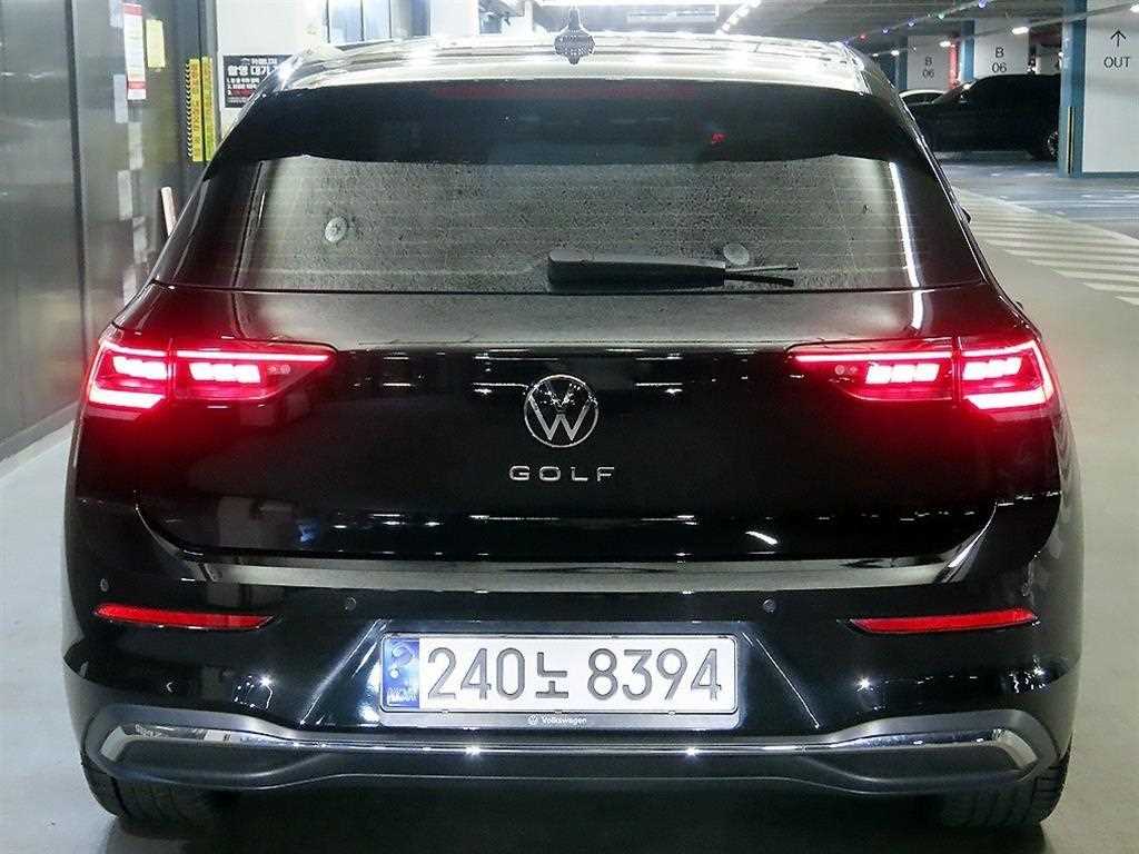 Volkswagen Golf - Vista 5