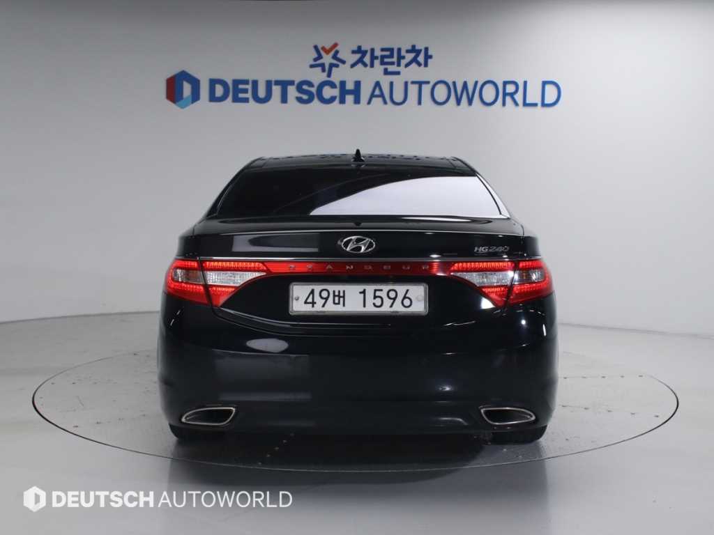 HYUNDAI Grandeur - Vista 4