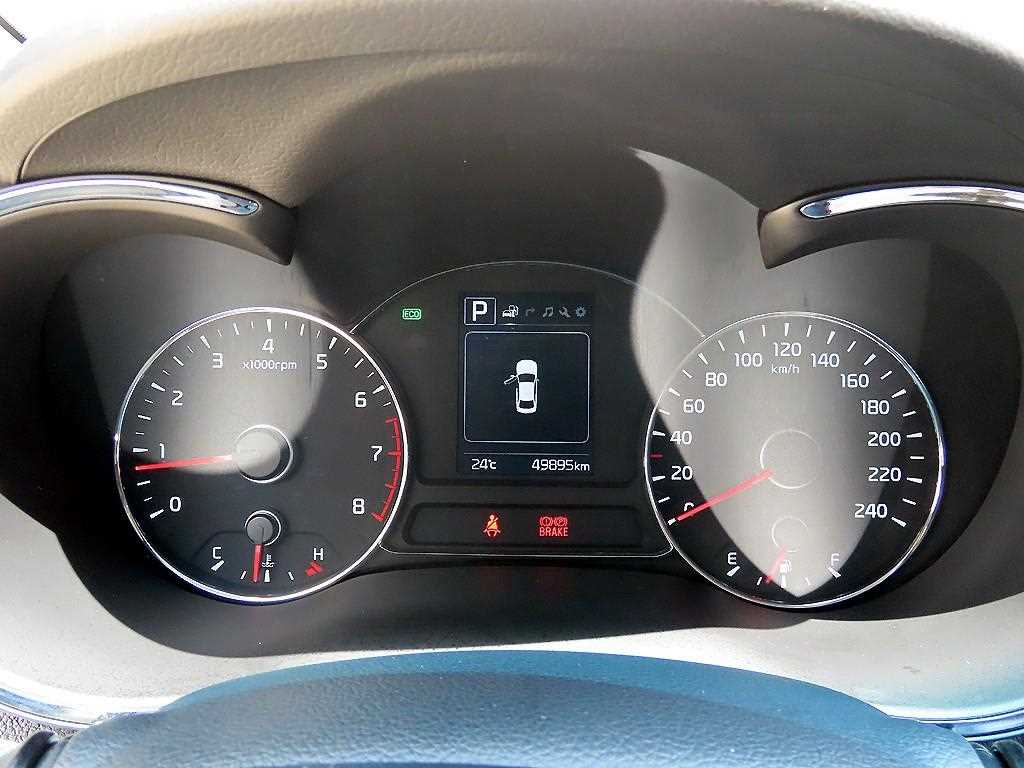 KIA K3 - Vista 9