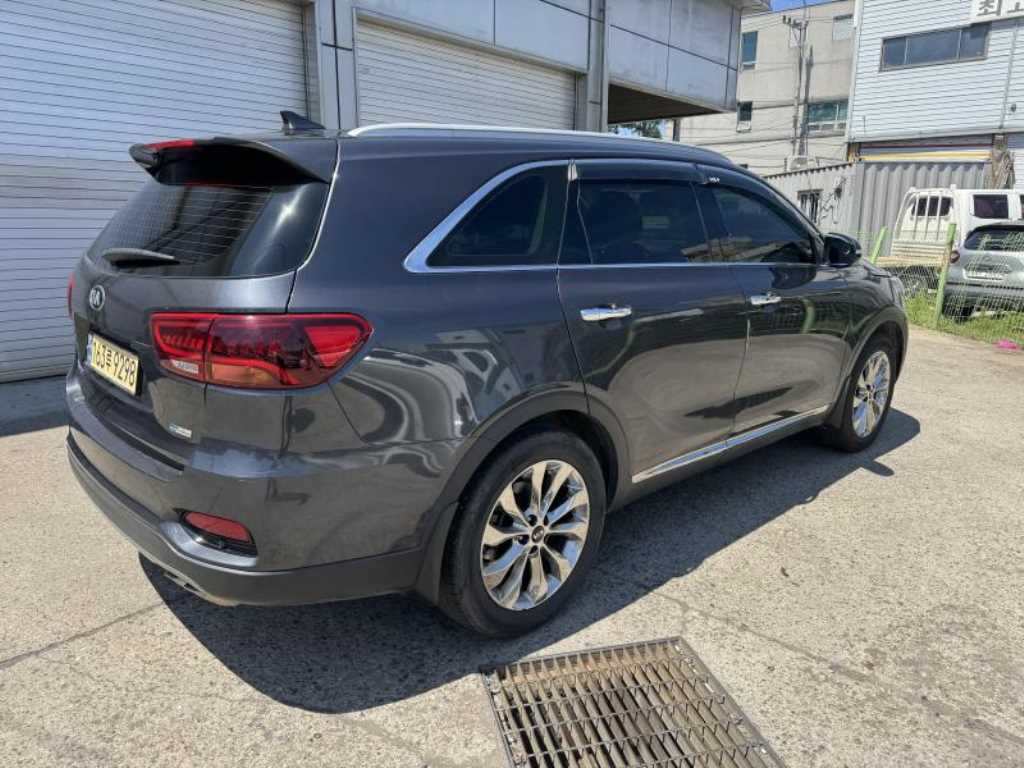 KIA Sorento 2018 Gris - Importación desde Corea - HF Imports Iquique - Foto 1