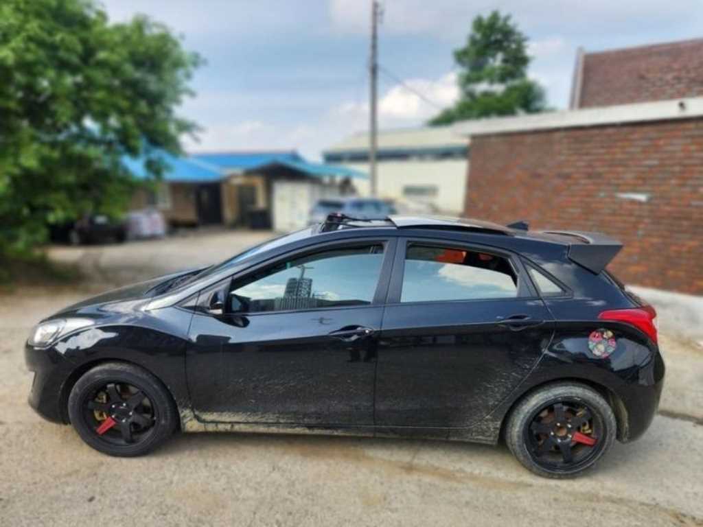 HYUNDAI i30 - Vista 2