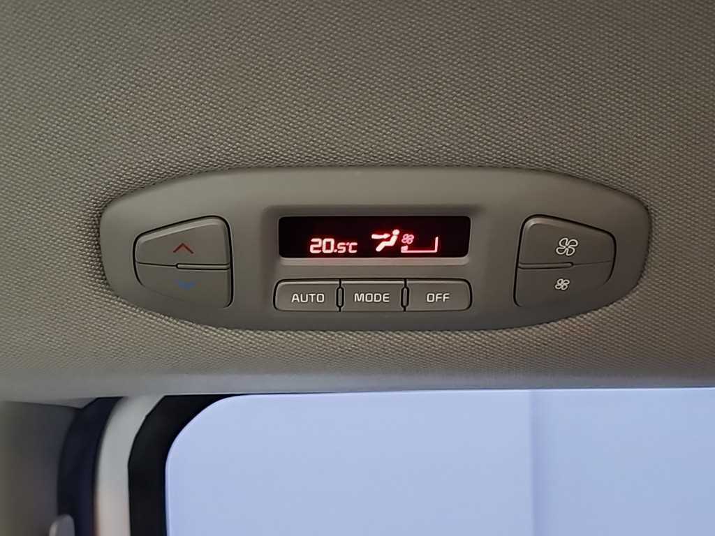 KIA Carnival 2017 Blanco - Importación desde Corea - HF Imports Iquique - Foto 13