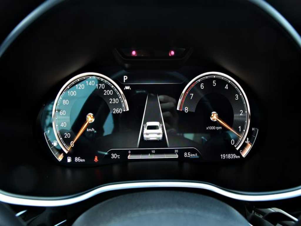Genesis G80 - Vista 6