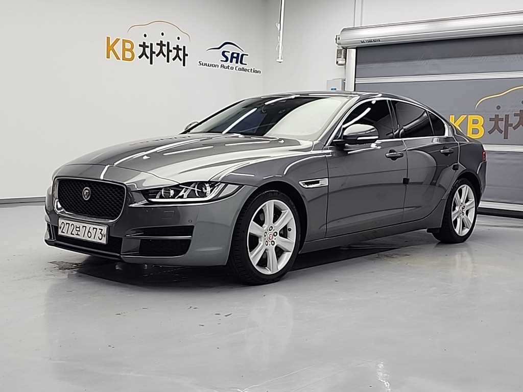 Jaguar XE 2019 Gris - Importación desde Corea - HF Imports Iquique - Foto 1