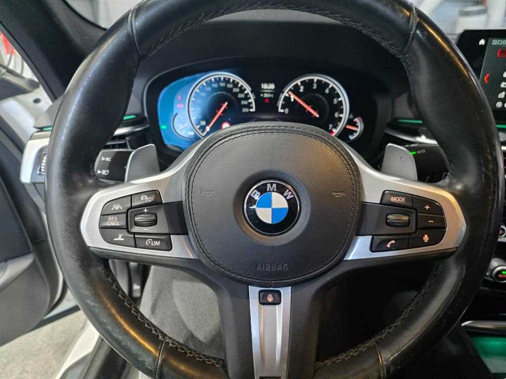 BMW 5 Series - Vista 4