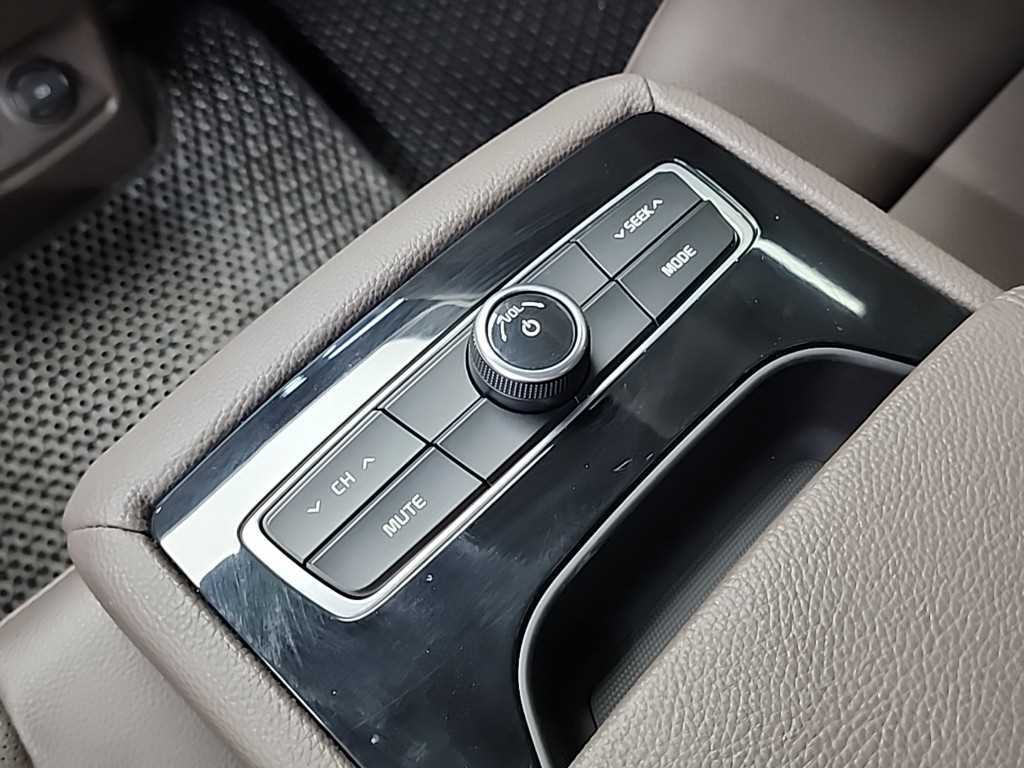 KIA K7 2018 Negro - Importación desde Corea - HF Imports Iquique - Foto 14