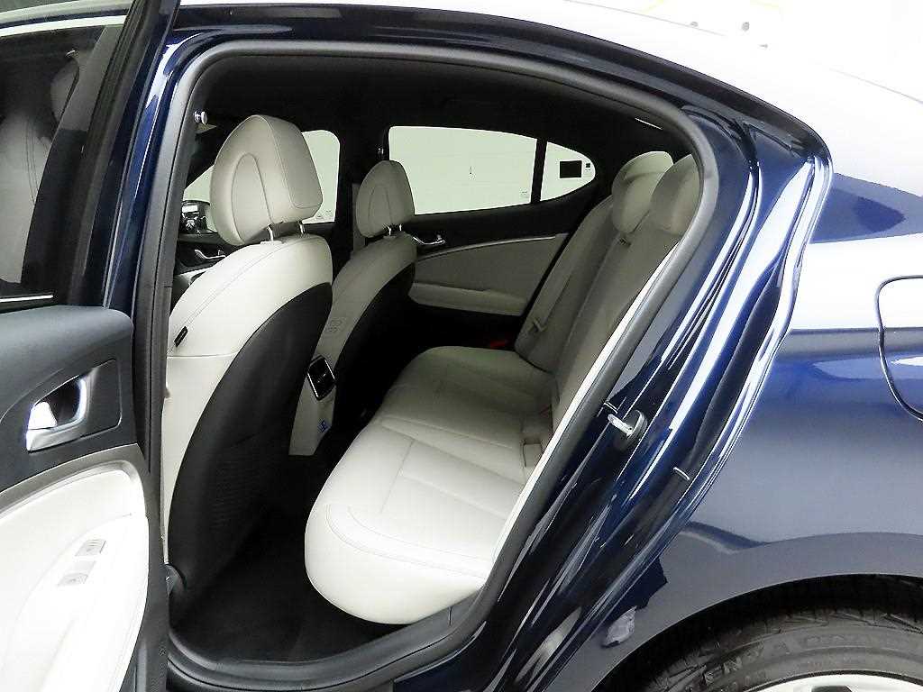Genesis G70 2025 Azul - Importación desde Corea - HF Imports Iquique - Foto 14