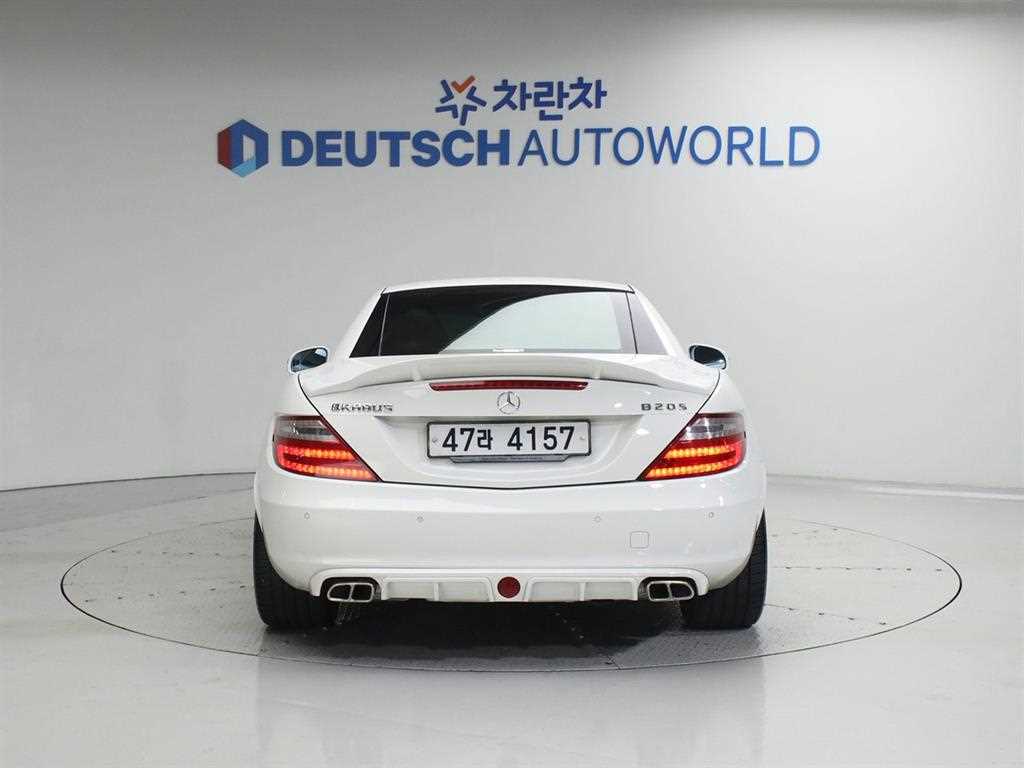 Mercedes Benz SLK Class - Vista 4