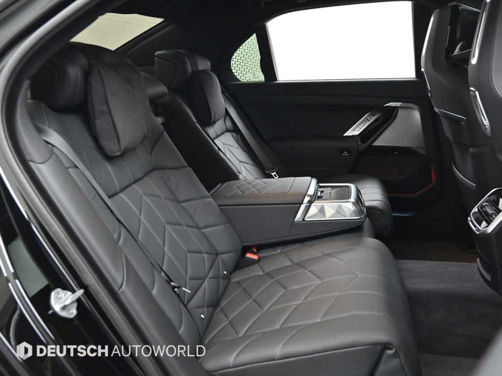BMW 7 Series - Vista 12