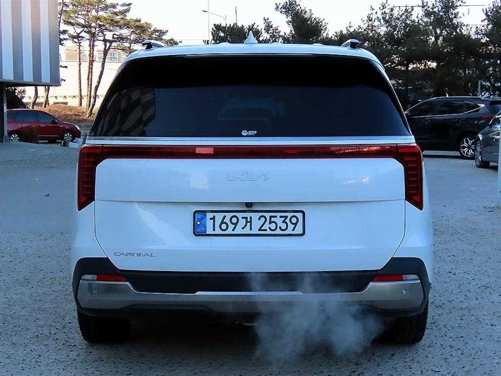 KIA Carnival 2024 Blanco - Importación desde Corea - HF Imports Iquique - Foto 19